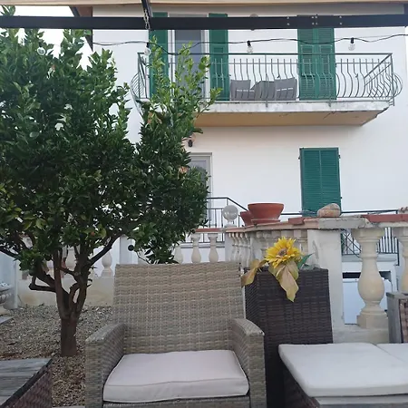 Garden House Daire Sanremo