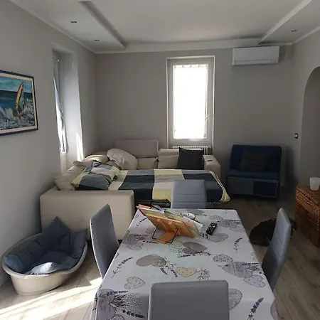 Garden House Apartman San Remo